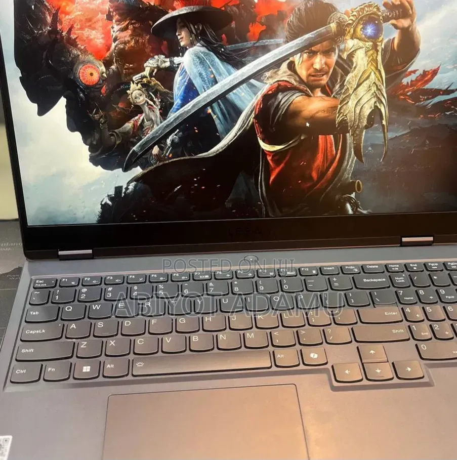 New Laptop Lenovo Y70 16GB Intel Core i7 SSD 1T