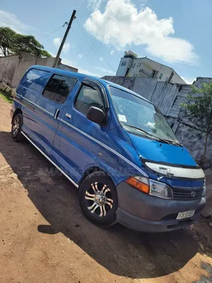 Toyota HiAce 2006 Blue
