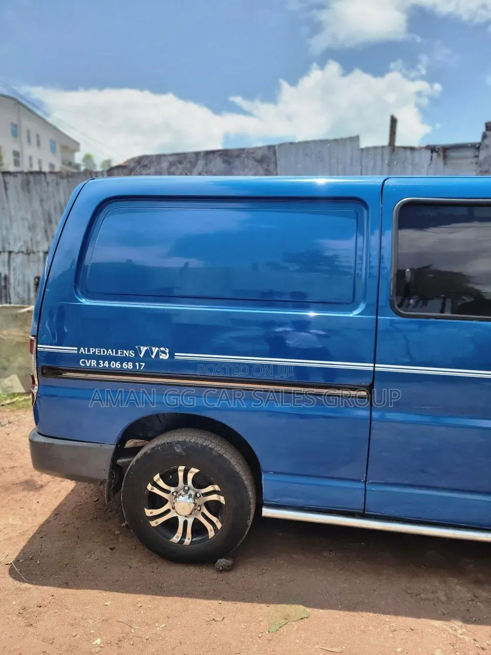 Toyota HiAce 2006 Blue