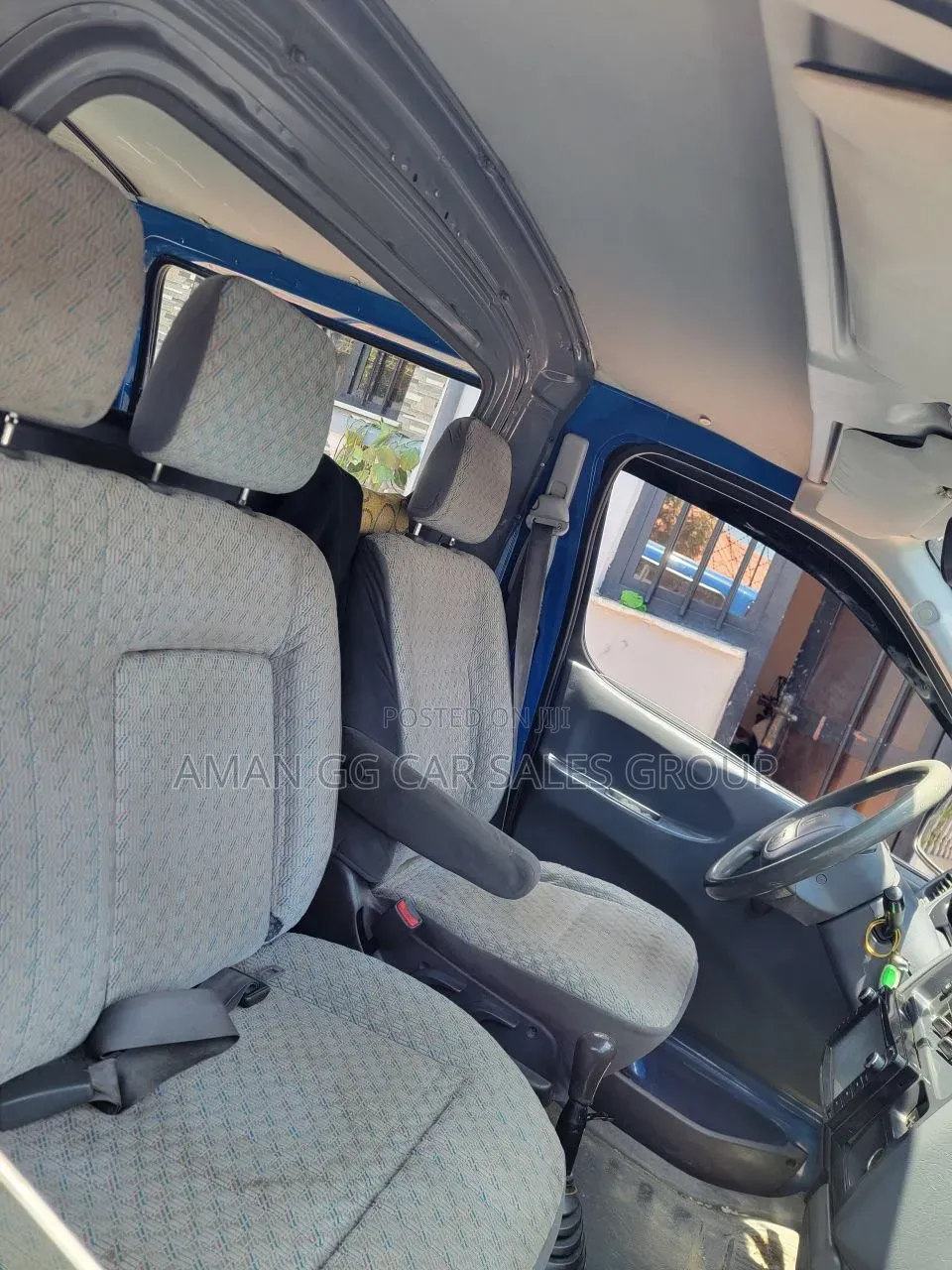Toyota HiAce 2006 Blue