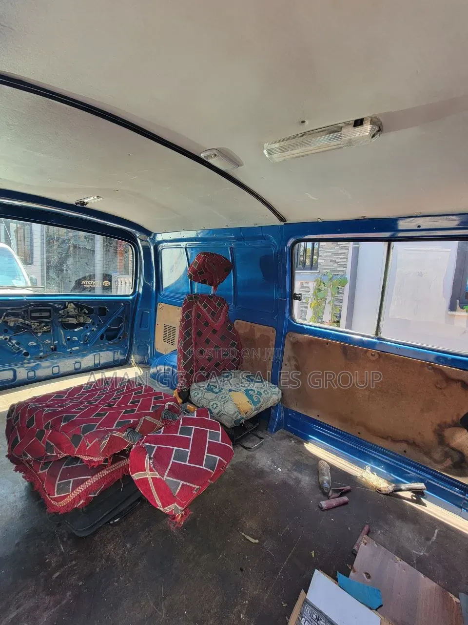 Toyota HiAce 2006 Blue