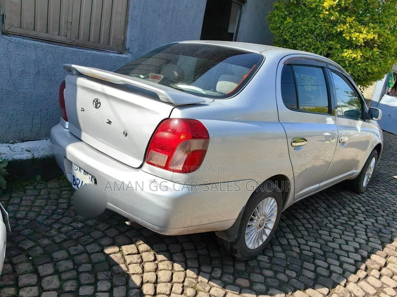 Toyota Platz 2001 Silver
