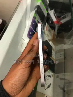 Apple iPhone 12 64 GB White