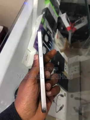 Apple iPhone 12 64 GB White