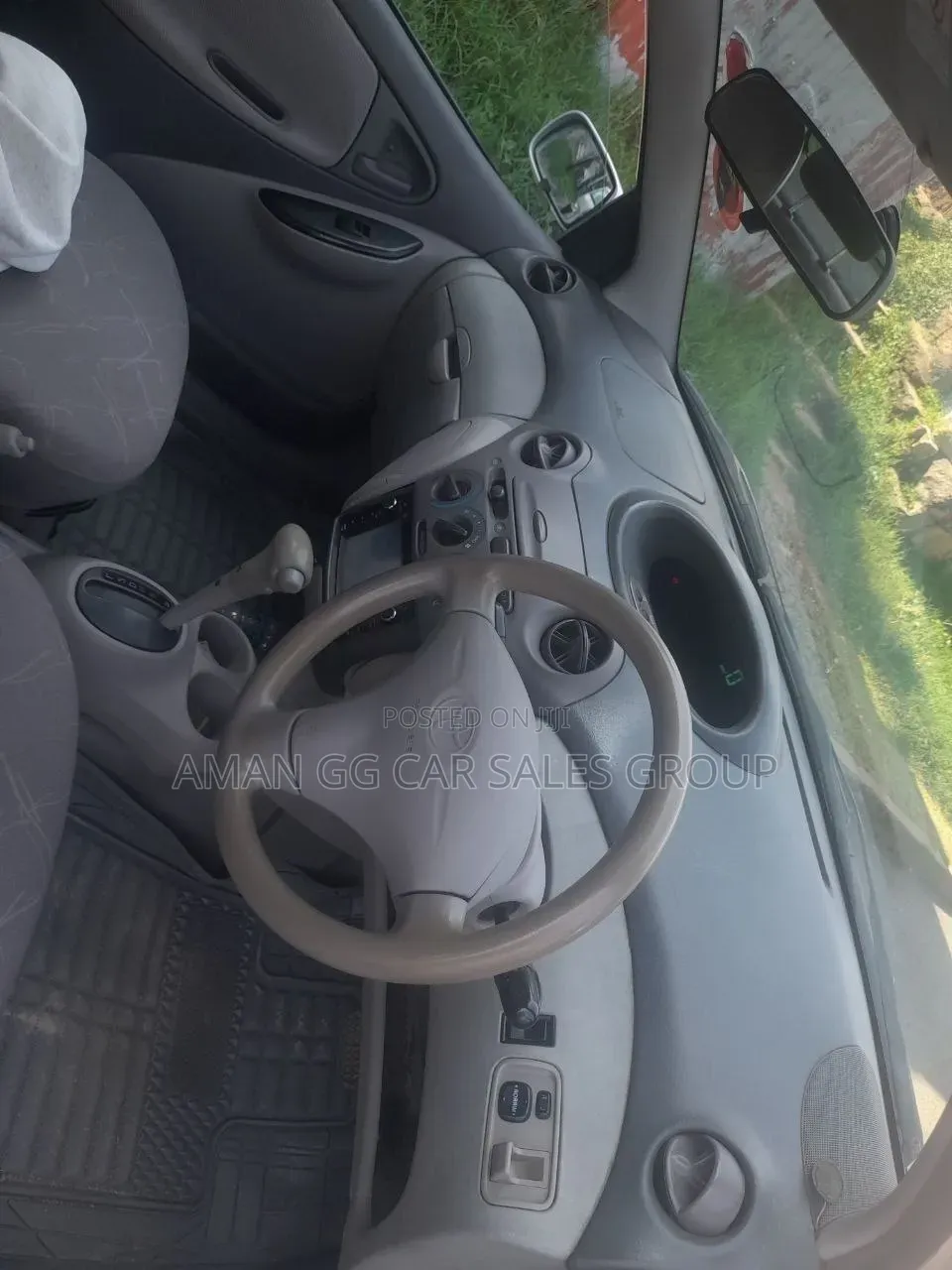 Toyota Platz 2001 Silver