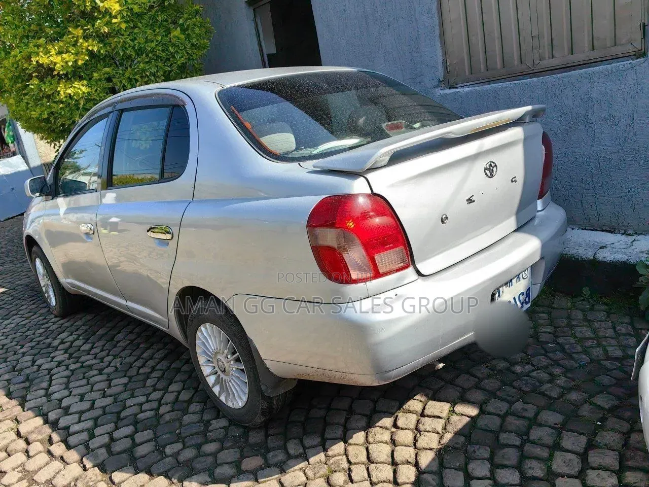 Toyota Platz 2001 Silver