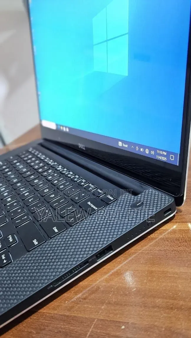 New Laptop Dell XPS 15 16GB Intel Core i7 SSD 512GB