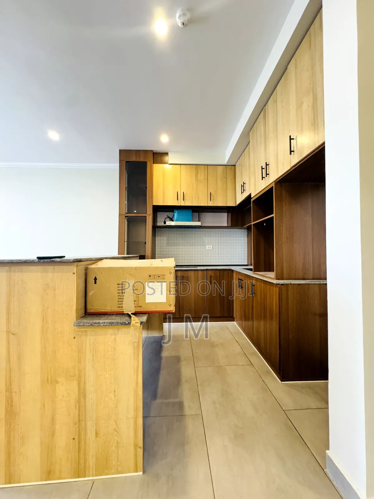 Furnished 3bdrm Apartment in Bole for rent
