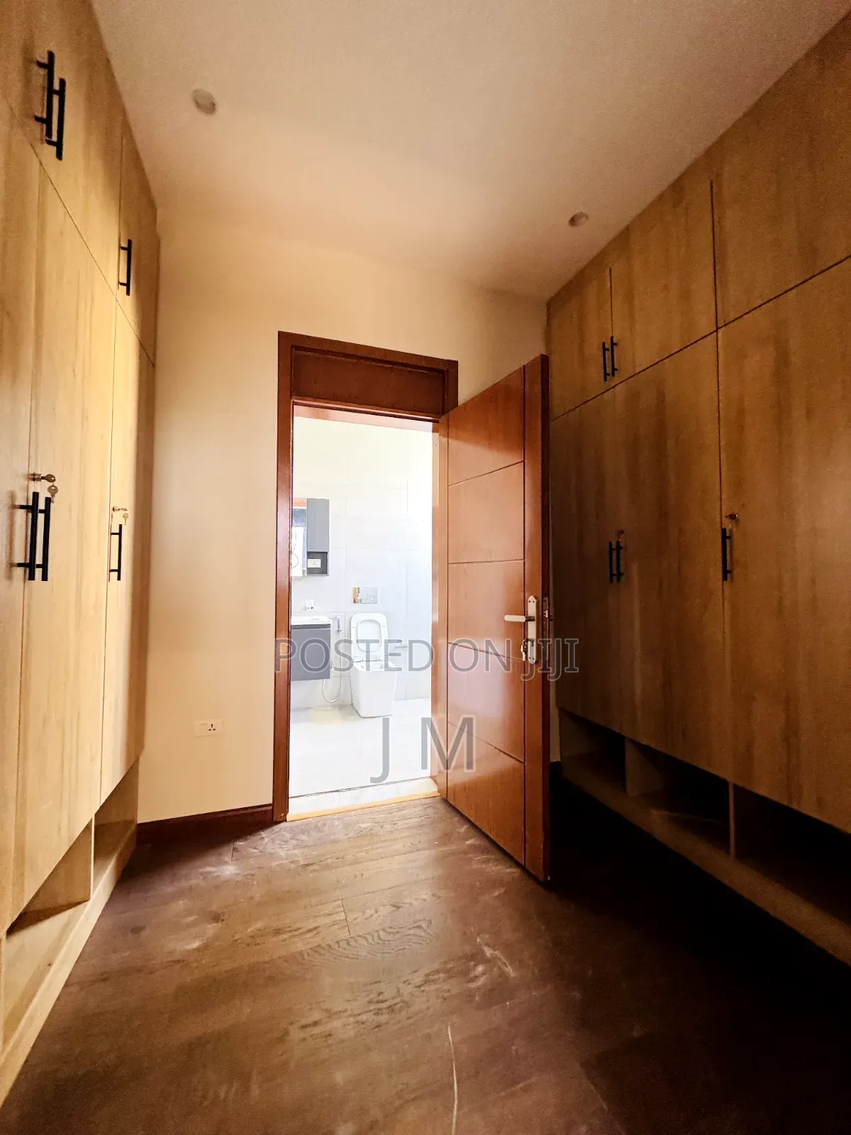 Furnished 3bdrm Apartment in Bole for rent