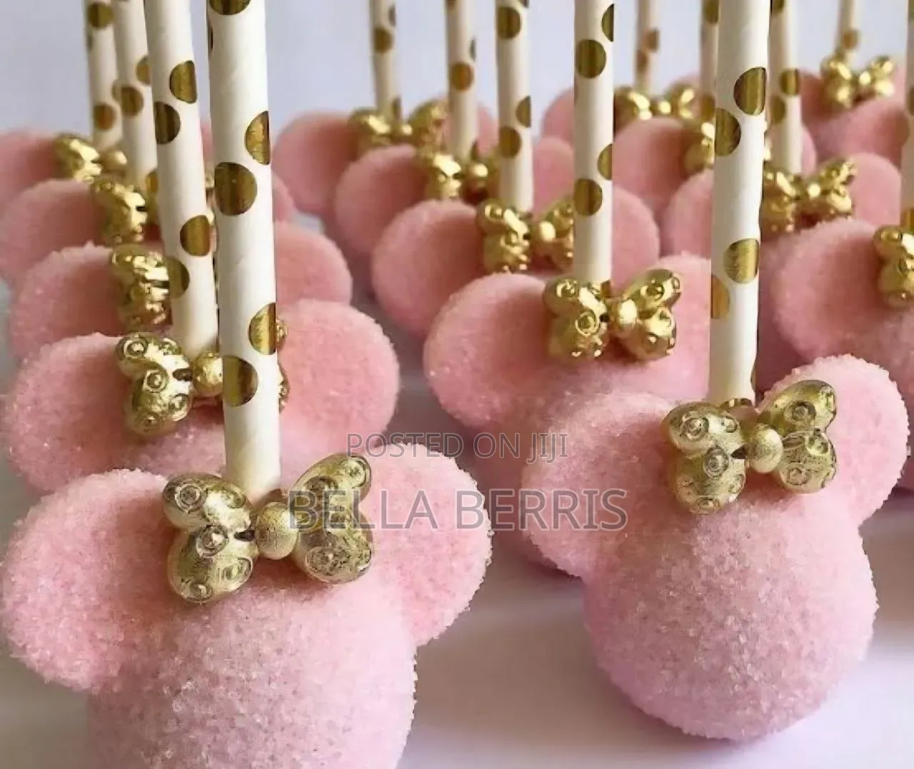 Luxury Cake Pops With Different Flavors and Docrations