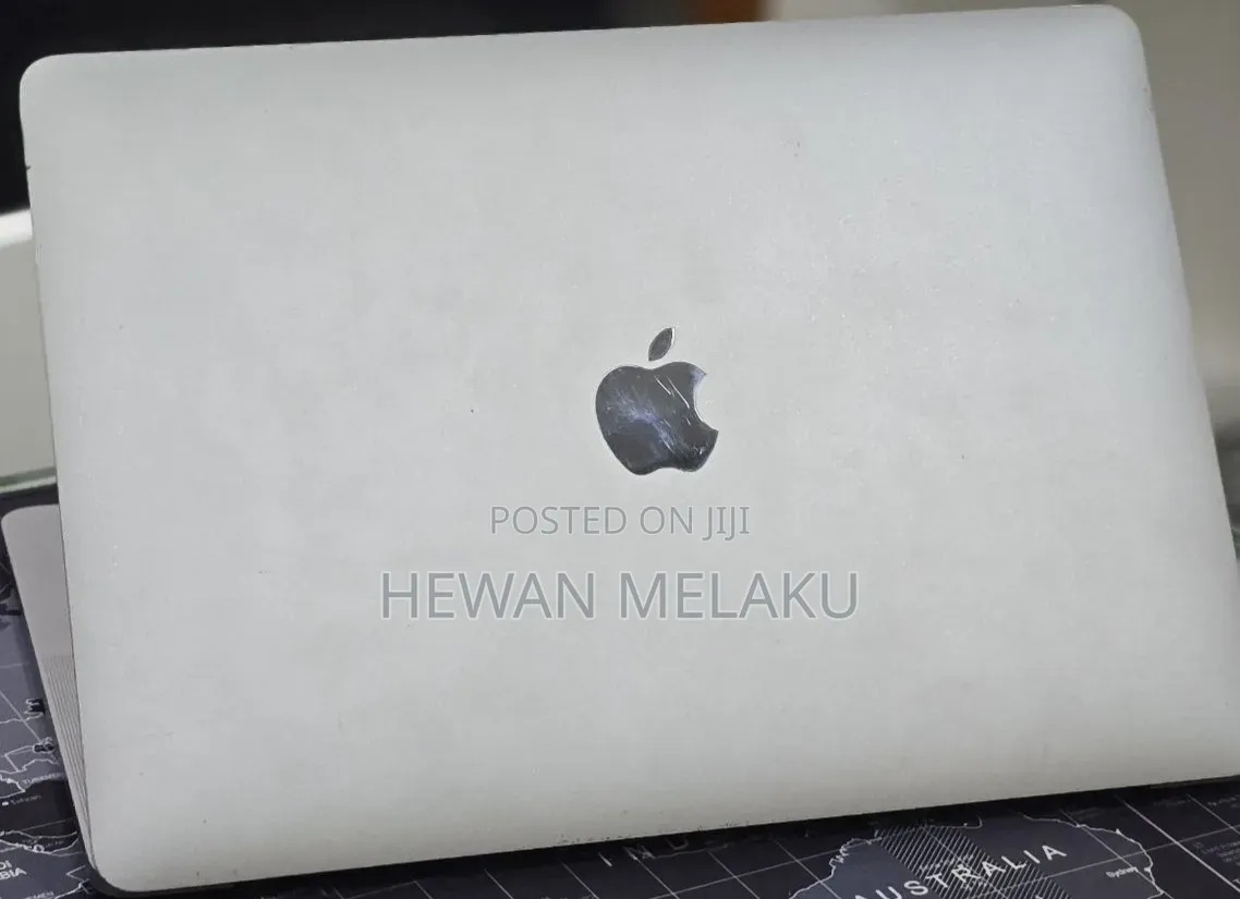 New Laptop Apple MacBook Pro 2020 M1 8GB Apple M1 SSD 512GB