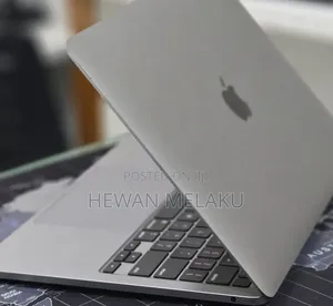 New Laptop Apple MacBook Pro 2020 M1 8GB Apple M1 SSD 512GB