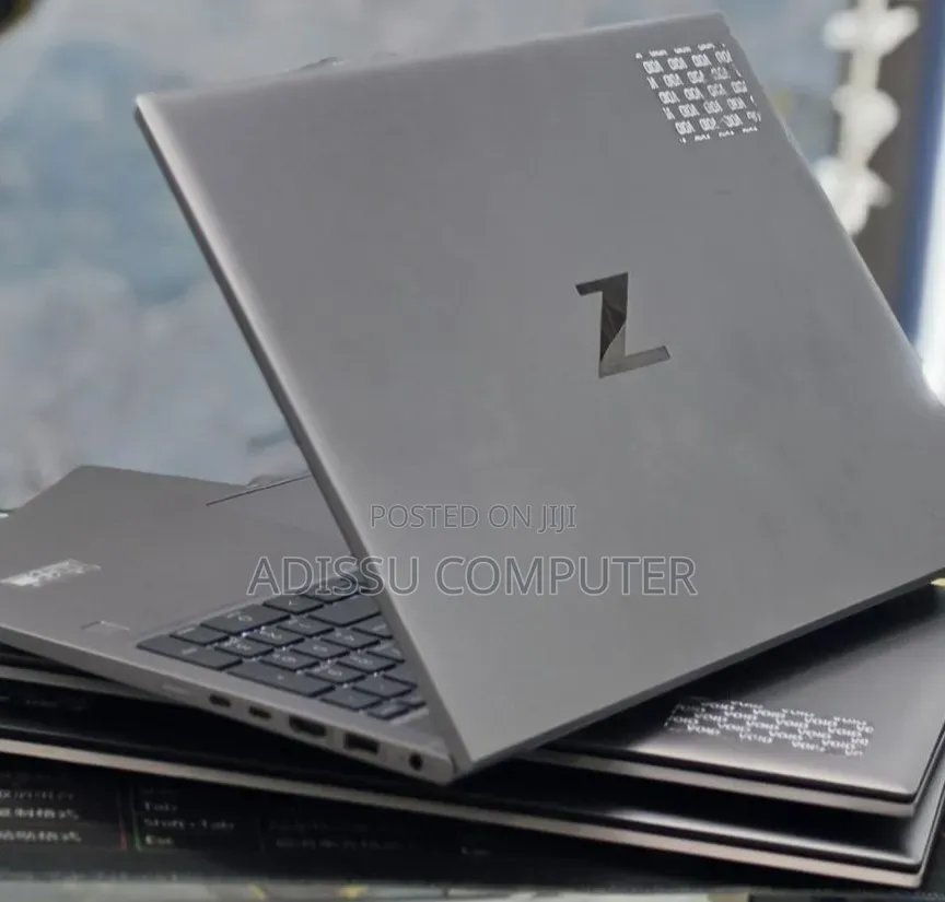 New Laptop HP ZBook 15 G6 16GB Intel Core i5 SSD 512GB