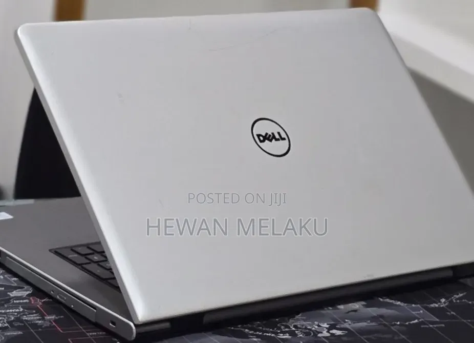 New Laptop Dell Inspiron 17 5759 8GB Intel Core i5 SSD 1T