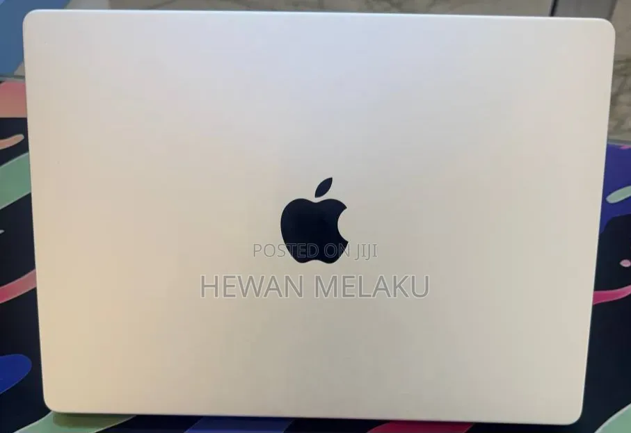 New Laptop Apple MacBook Pro 2021 M1 16GB Apple M1 SSD 512GB