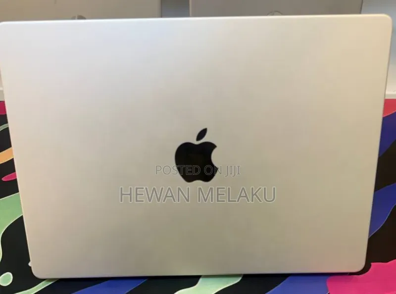 New Laptop Apple MacBook Pro 2021 M1 16GB Apple M1 SSD 512GB