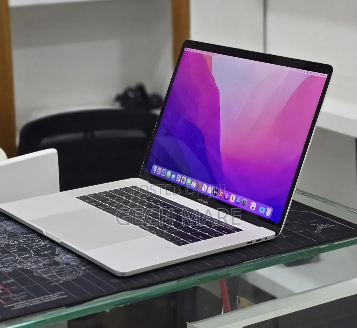 New Laptop Apple MacBook Pro 2017 16GB Intel Core i7 SSD 512GB