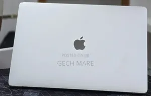 New Laptop Apple MacBook Pro 2017 16GB Intel Core i7 SSD 512GB