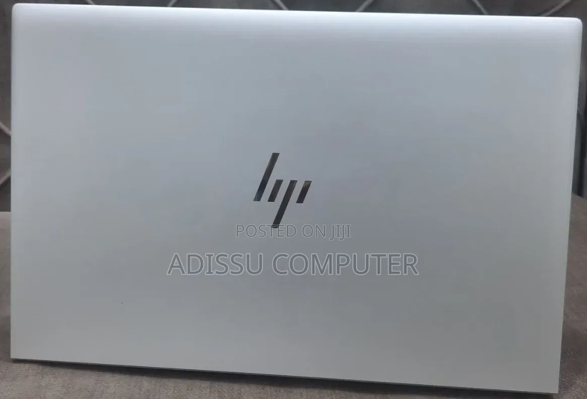 New Laptop HP EliteBook 840 G8 16GB Intel Core i5 SSD 512GB