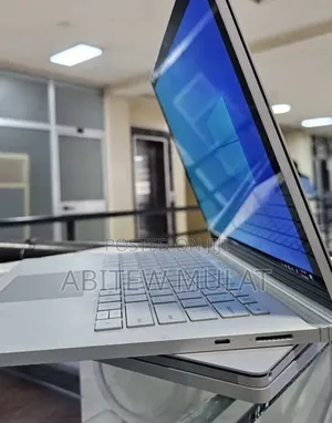 New Laptop Microsoft Surface Book 3 16GB Intel Core i7 SSD 256GB