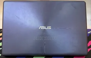 New Laptop Asus VivoBook 15 X505BA 8GB Intel Core i7 SSD 1T