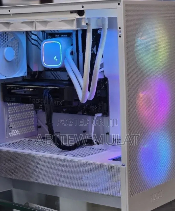 New Desktop Computer Asus ROG STRIX GD30CI 32GB Intel Core i7 SSD 1T