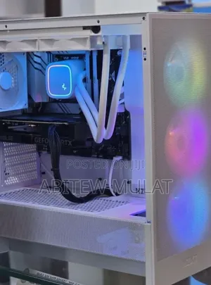 New Desktop Computer Asus ROG STRIX GD30CI 32GB Intel Core i7 SSD 1T