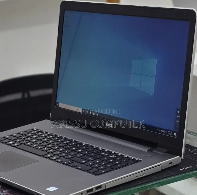 New Laptop Dell Inspiron 17 5759 8GB Intel Core i5 SSD 1T