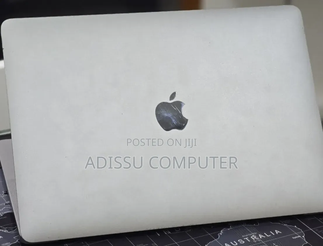 New Laptop Apple MacBook Pro 2020 M1 8GB Apple M1 Pro SSD 512GB
