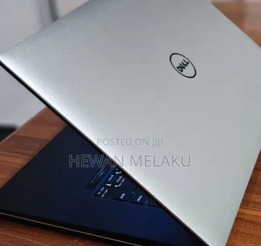 New Laptop Dell XPS 15 16GB Intel Core i7 SSD 512GB