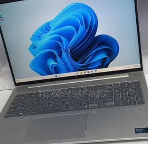 New Laptop HP EliteBook 660 G11 16GB Intel Core Ultra 7 SSD 512GB