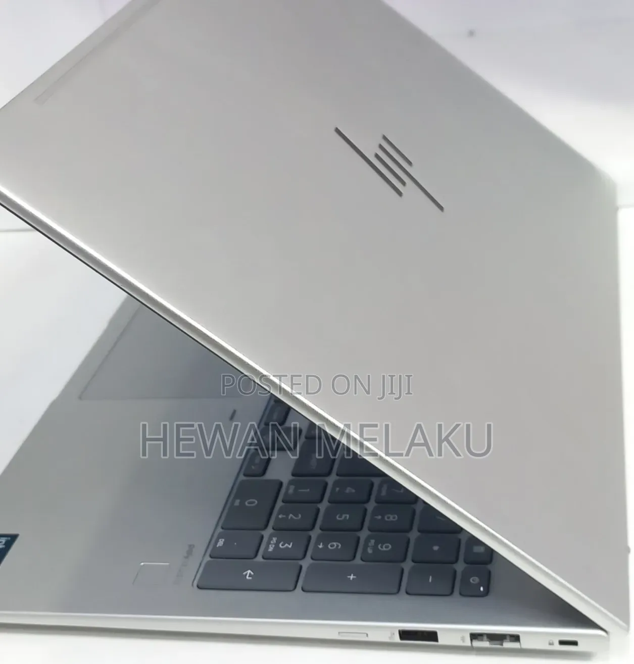 New Laptop HP EliteBook 660 G11 16GB Intel Core Ultra 7 SSD 512GB