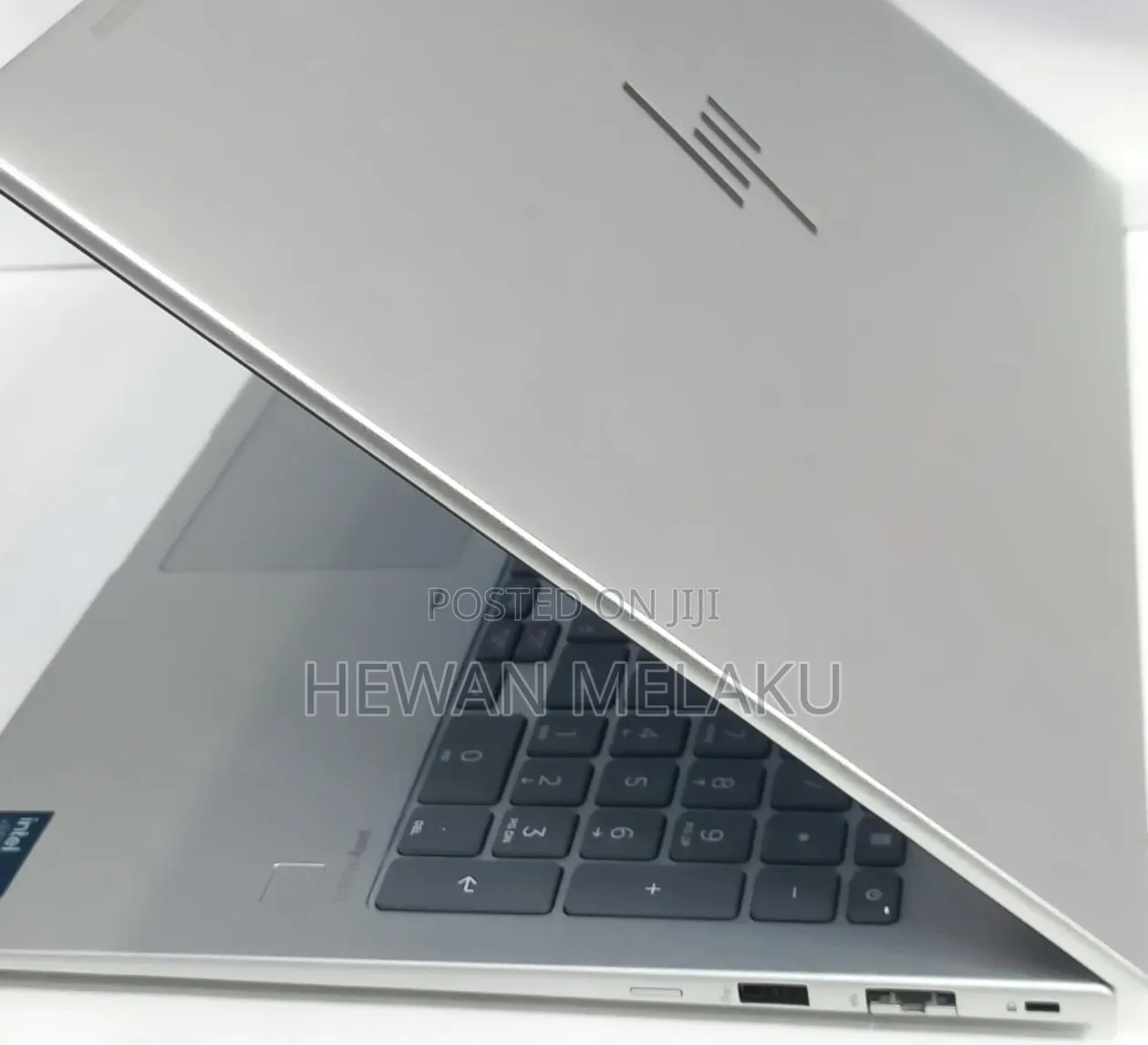 New Laptop HP EliteBook 660 G11 16GB Intel Core Ultra 7 SSD 512GB