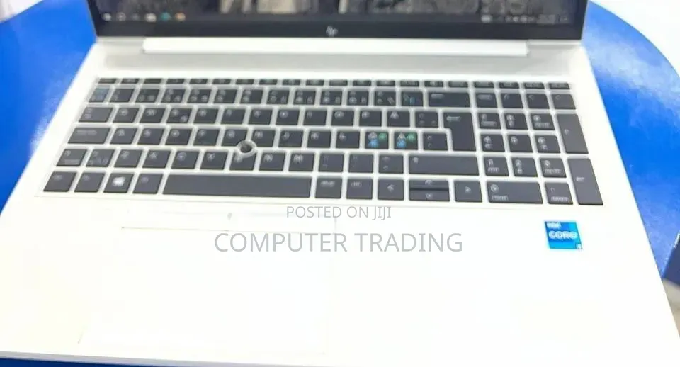 New Laptop HP EliteBook 850 G8 16GB Intel Core i5 SSD 512GB