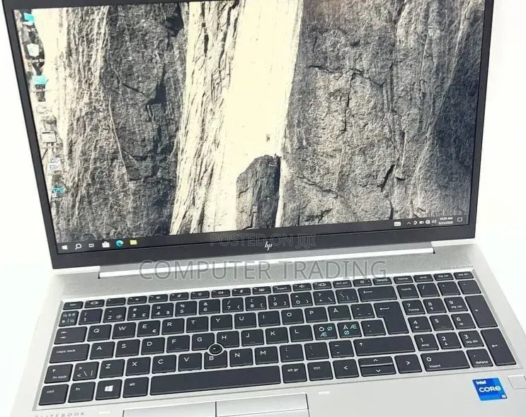 New Laptop HP EliteBook 850 G8 16GB Intel Core i5 SSD 512GB