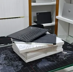 New Laptop Samsung 12GB Intel Core i5 SSD 256GB