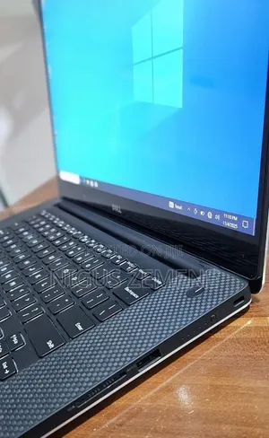 New Laptop Dell XPS 15 16GB Intel Core i7 SSD 512GB