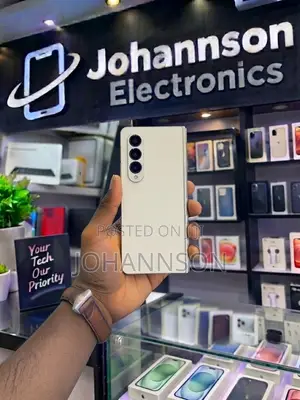 Samsung Galaxy Z Fold4 256 GB Gold