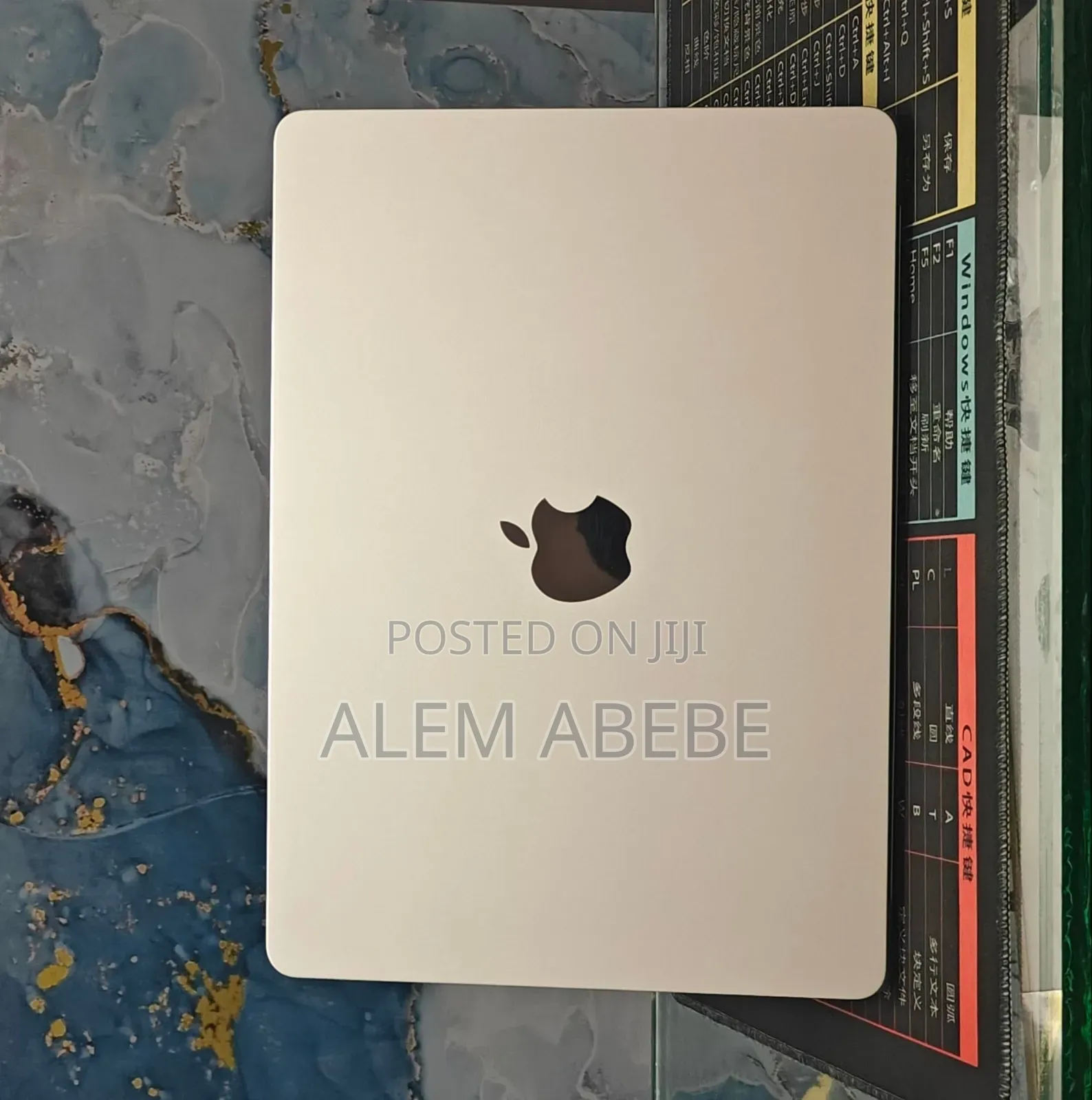 New Laptop Apple MacBook Air 2022 M2 8GB Apple M2 SSD 256GB