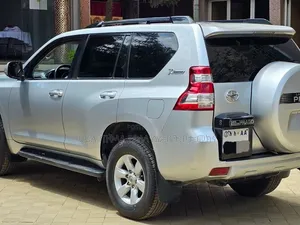 Toyota Land Cruiser Prado 2016 Silver