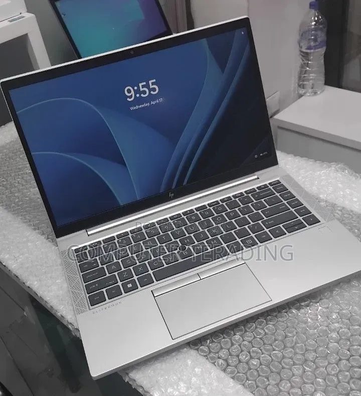 New Laptop HP EliteBook 840 G8 16GB Intel Core i5 SSD 512GB