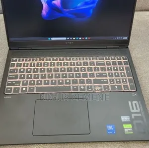New Laptop HP Omen Max 16 32GB Intel Core Ultra 9 SSD 1T