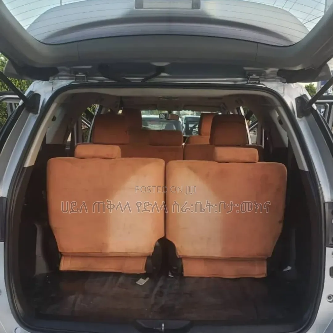 Toyota Fortuner 2017 Silver