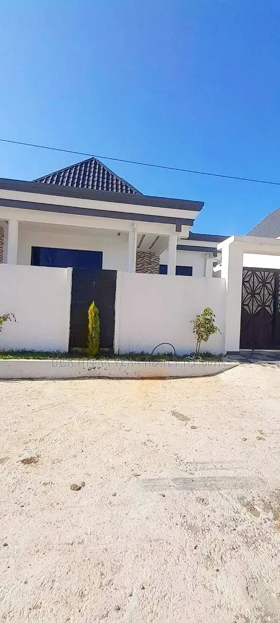 Furnished 5bdrm Villa in Summit Washington, Bole for sale