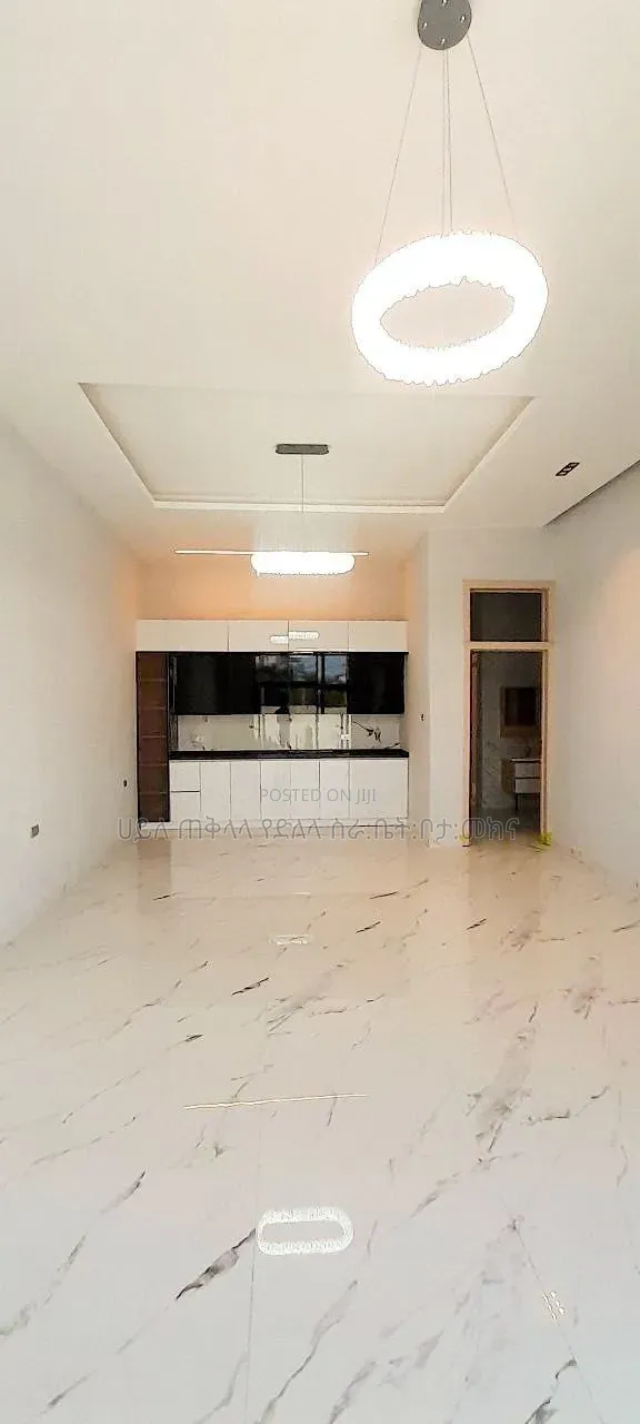 Furnished 5bdrm Villa in Summit Washington, Bole for sale