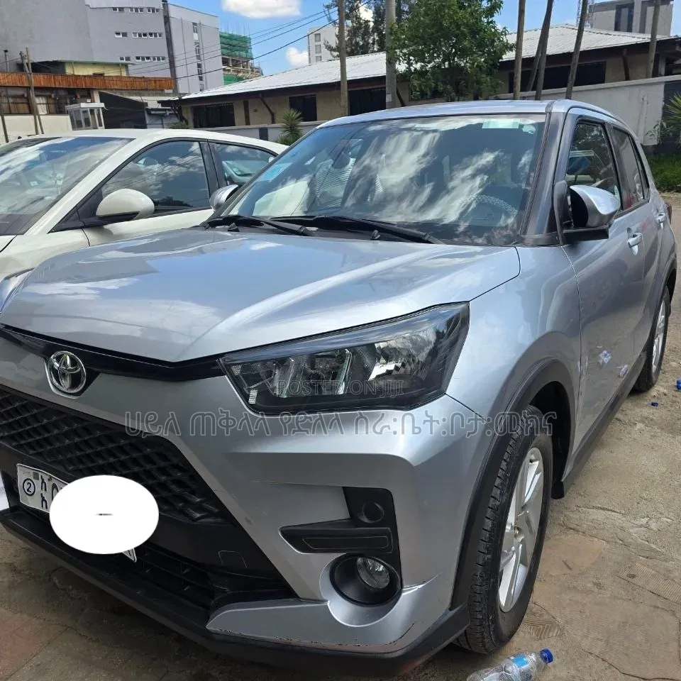 Toyota Raize 2023 Purple