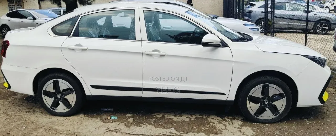 New Changan UNI-V 2025 White