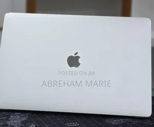 New Laptop Apple MacBook Pro 2017 16GB Intel Core i7 SSD 512GB