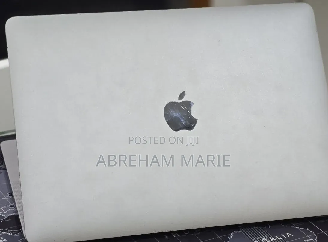 New Laptop Apple MacBook Pro 2020 M1 8GB Apple M1 Pro SSD 512GB