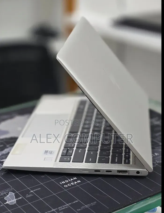 New Laptop HP EliteBook 830 G7 16GB Intel Core i7 SSHD (Hybrid) 512GB